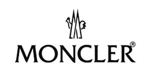 MONCLER是户外羽绒服业界首屈一指的国际顶尖品牌，1952年正式创建于法国格勒诺布尔。MONCLER经过多年的发展，MONCLER将羽绒服的概念进行了全新演绎，将实用性与轻便、功能性与优雅完美融合在一起，风格个性，引领时尚。MONCLER摆脱了传统体育用品的固定导向，不仅仅只适合在特殊场合穿着，也可以用于日常生活。